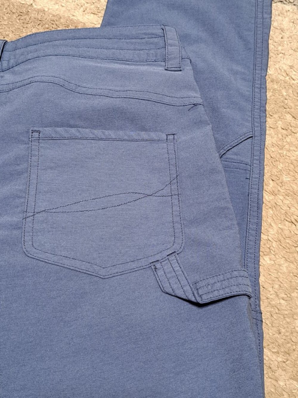 Columbia Hiking Pants - Picture 6 of 8